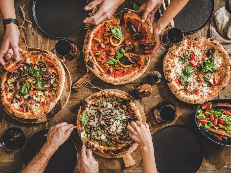 Mini Pizza Party : Chacun sa pizza et l'avenir de l'humanité sera sauf